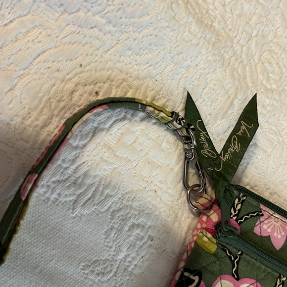 Vera Bradley, Olivia wristlet - Picture 5 of 5